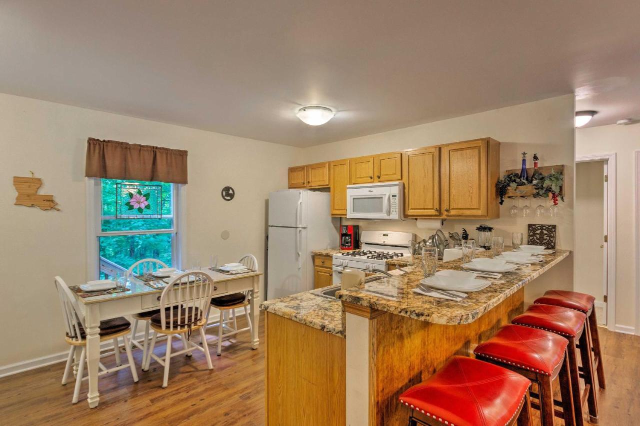 Beech Mountain Home With Covered Deck, Near Skiing! Bagian luar foto