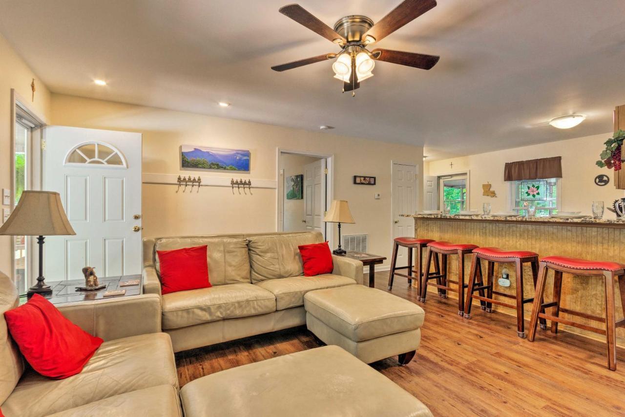 Beech Mountain Home With Covered Deck, Near Skiing! Bagian luar foto